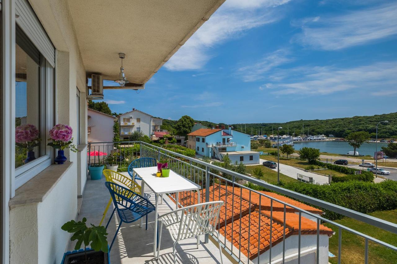 Salt&Sky Apartment Pula Ngoại thất bức ảnh
